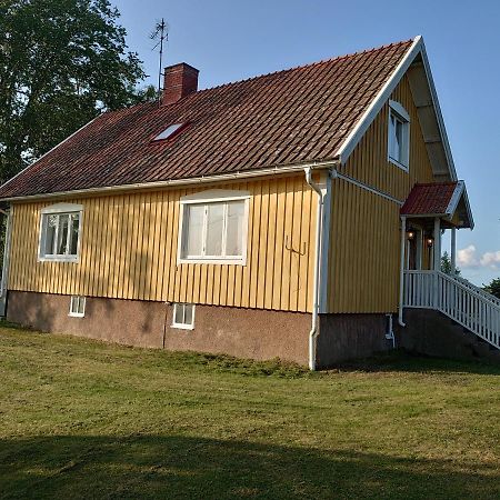 Stalemara Gard Lilla Gula Huset Pa Landet Villa Fagelmara Exterior photo