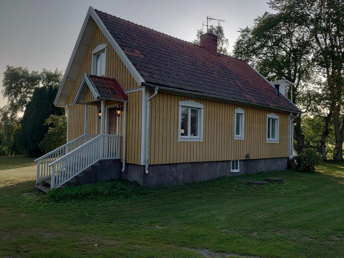 Stalemara Gard Lilla Gula Huset Pa Landet Villa Fagelmara Exterior photo